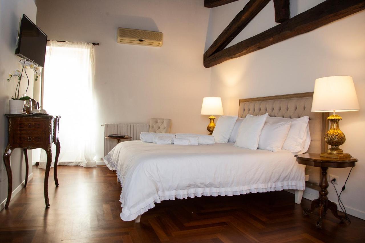Dimora Sinibaldi Bed & Breakfast Palermo Luaran gambar